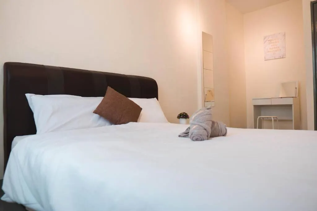 Sri Saujana Apartment Τζωρτζ Τάουν